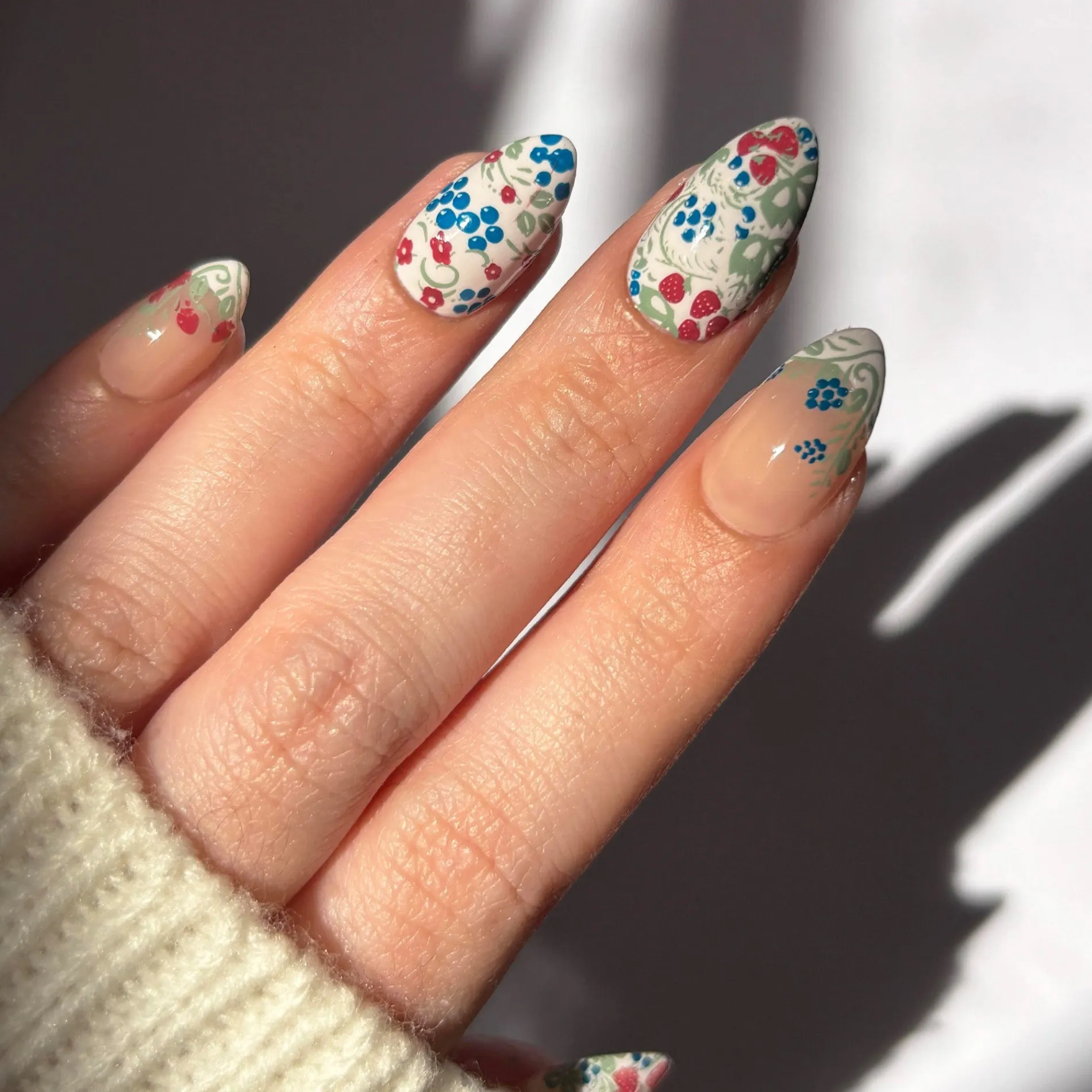 Afternoon Tea (M681) - Nail Stamping Plate