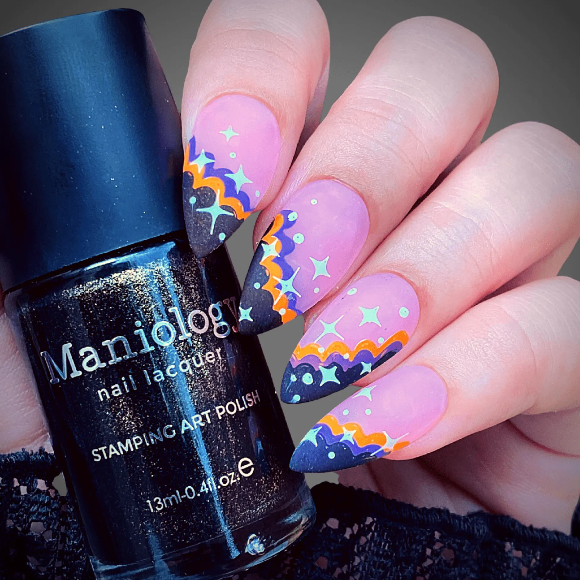 Boo-gie French (M304) - Nail Stamping Plate