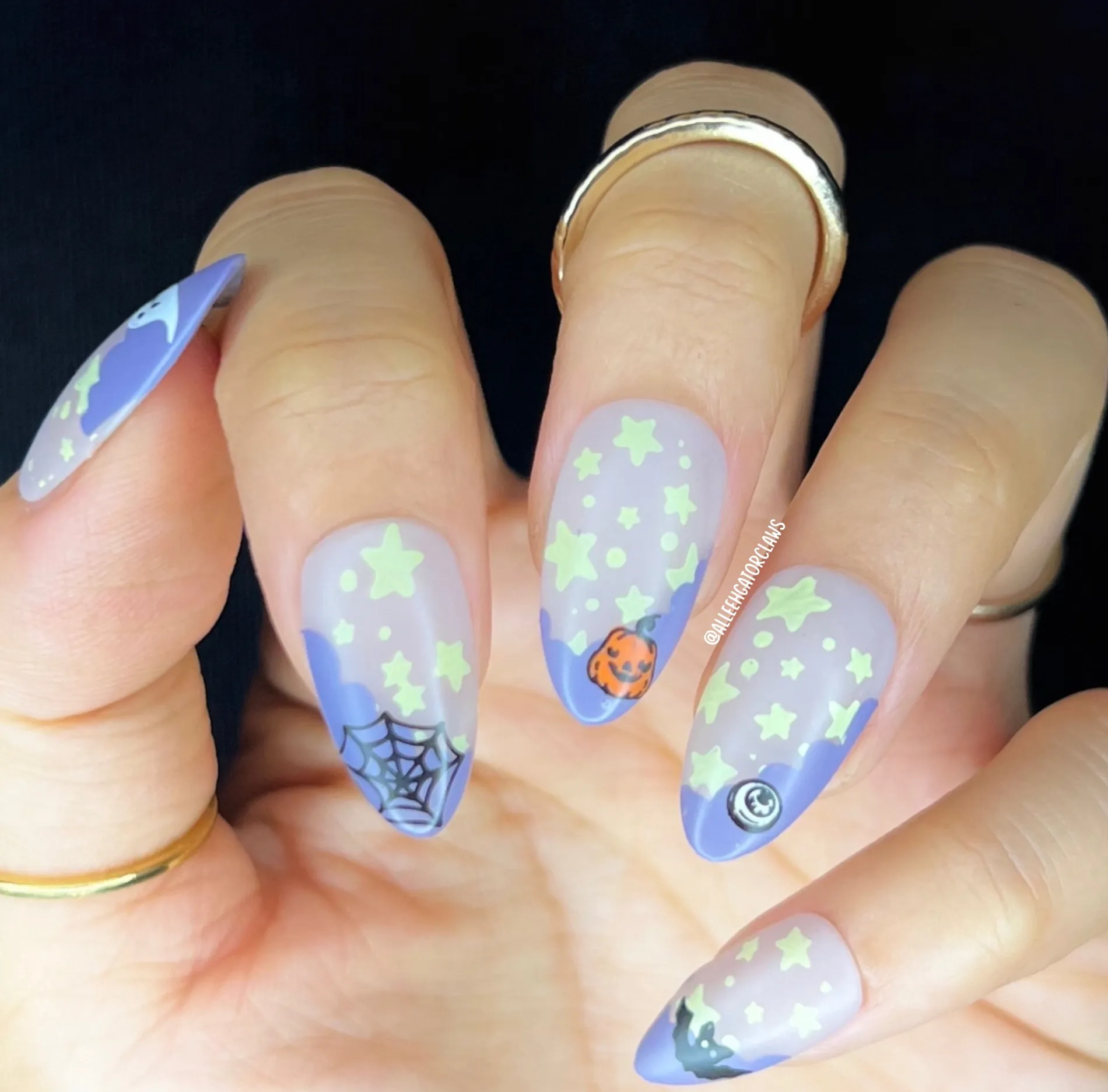 Boo-gie French (M304) - Nail Stamping Plate