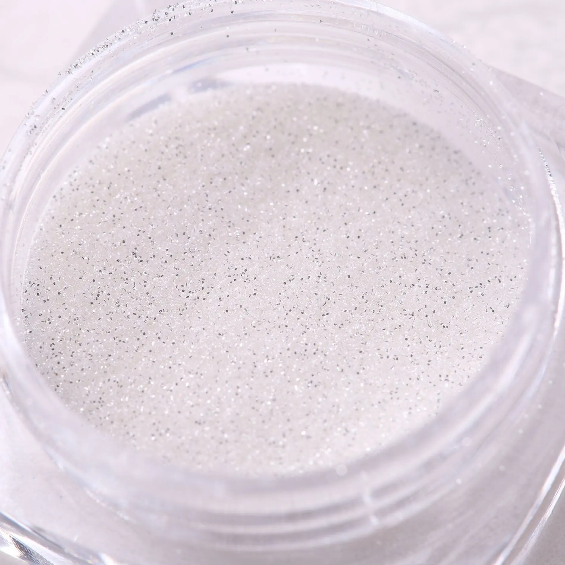Frosting (NA046) - White Reflective Glitter