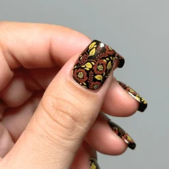 Gzhel Roses (M674) - Nail Stamping Plate