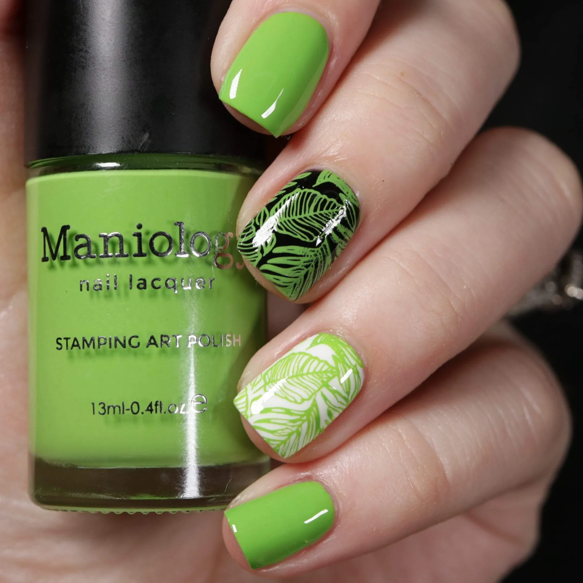 Juicy: Sour Apple (B378) - Light Green Stamping Polish