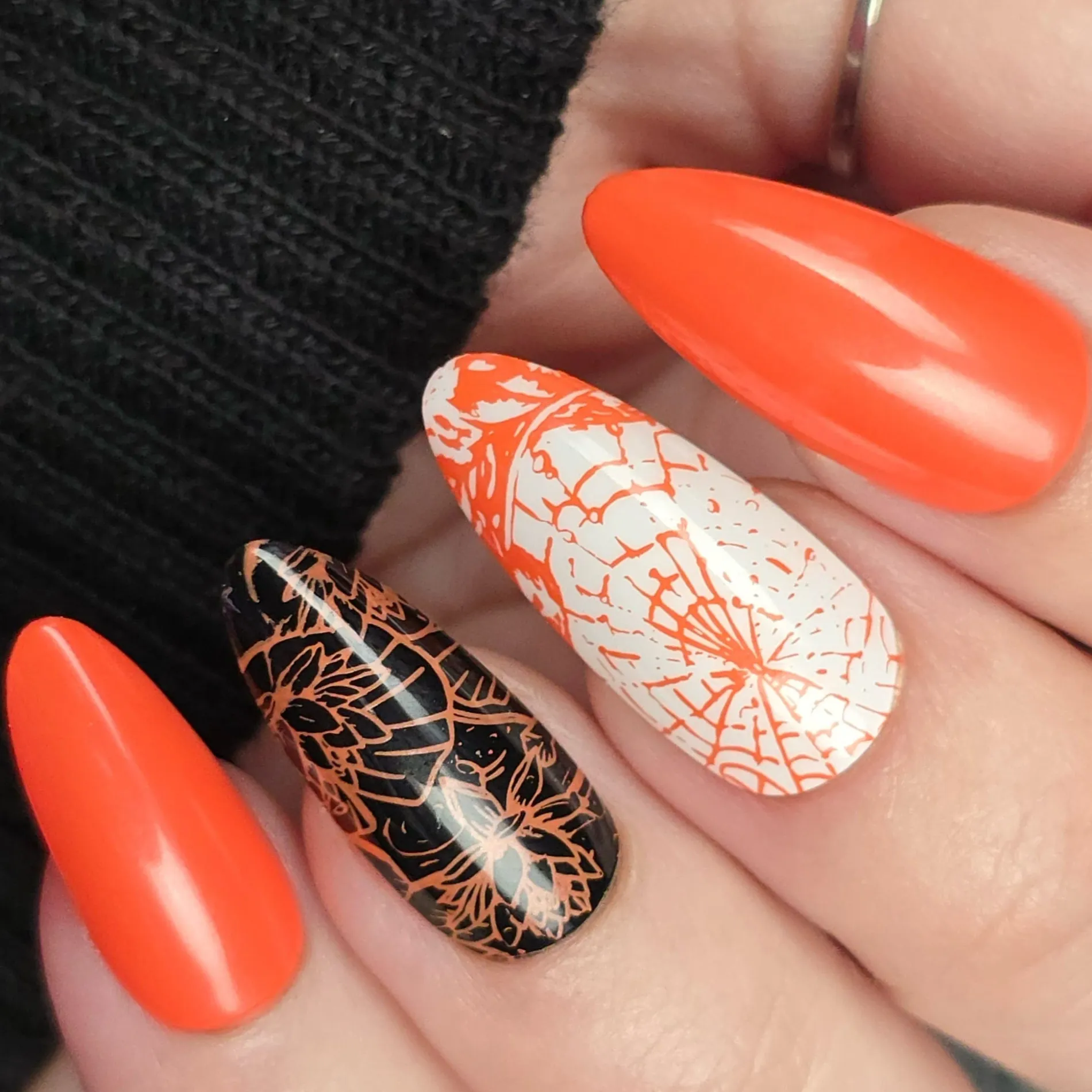 Koi (B581) - Orange Pearl Stamping Polish