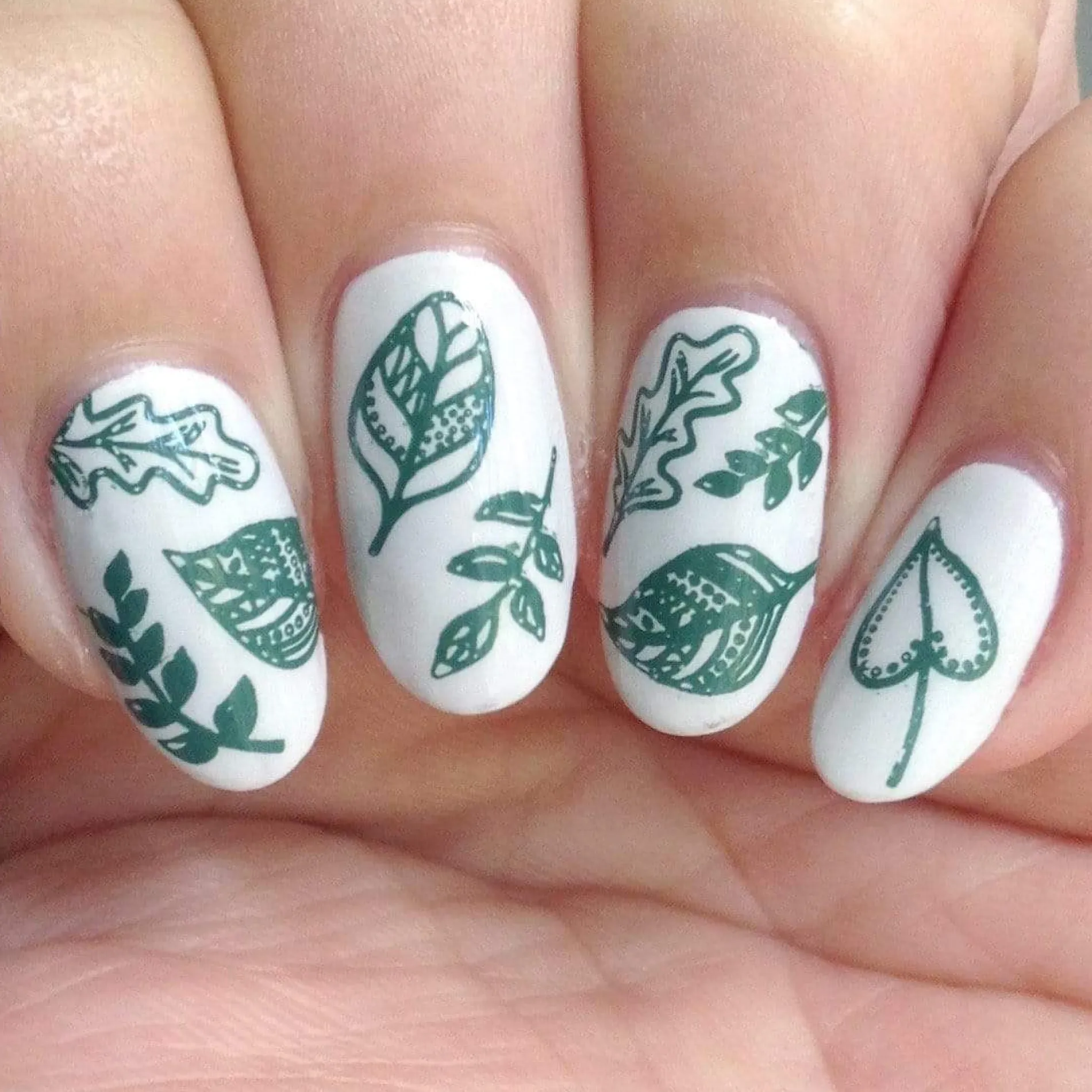 Luna (B327) - Creamy Gray Stamping Polish