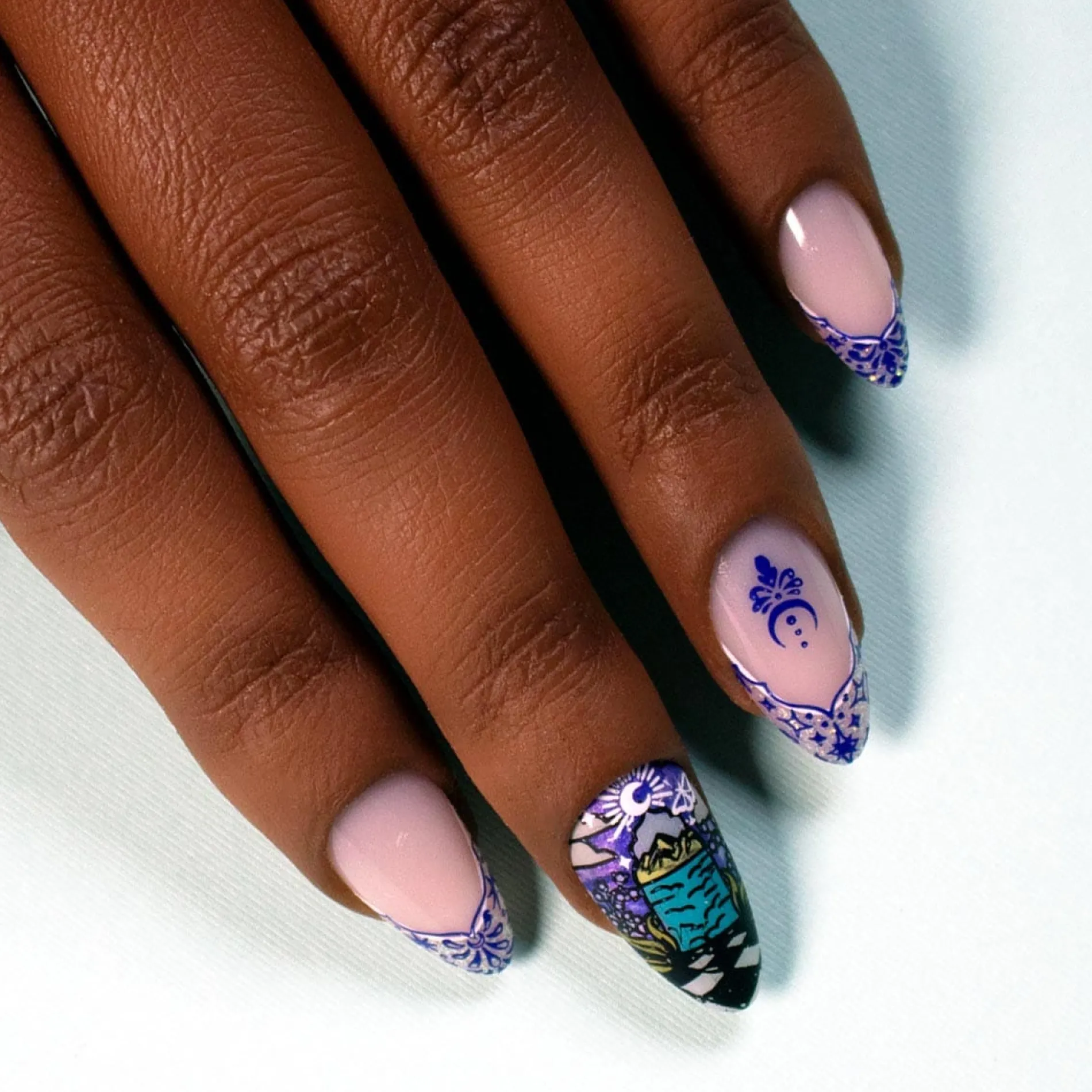 Magic Portals: Ethereal French (MXM142) - Nail Stamping Plate