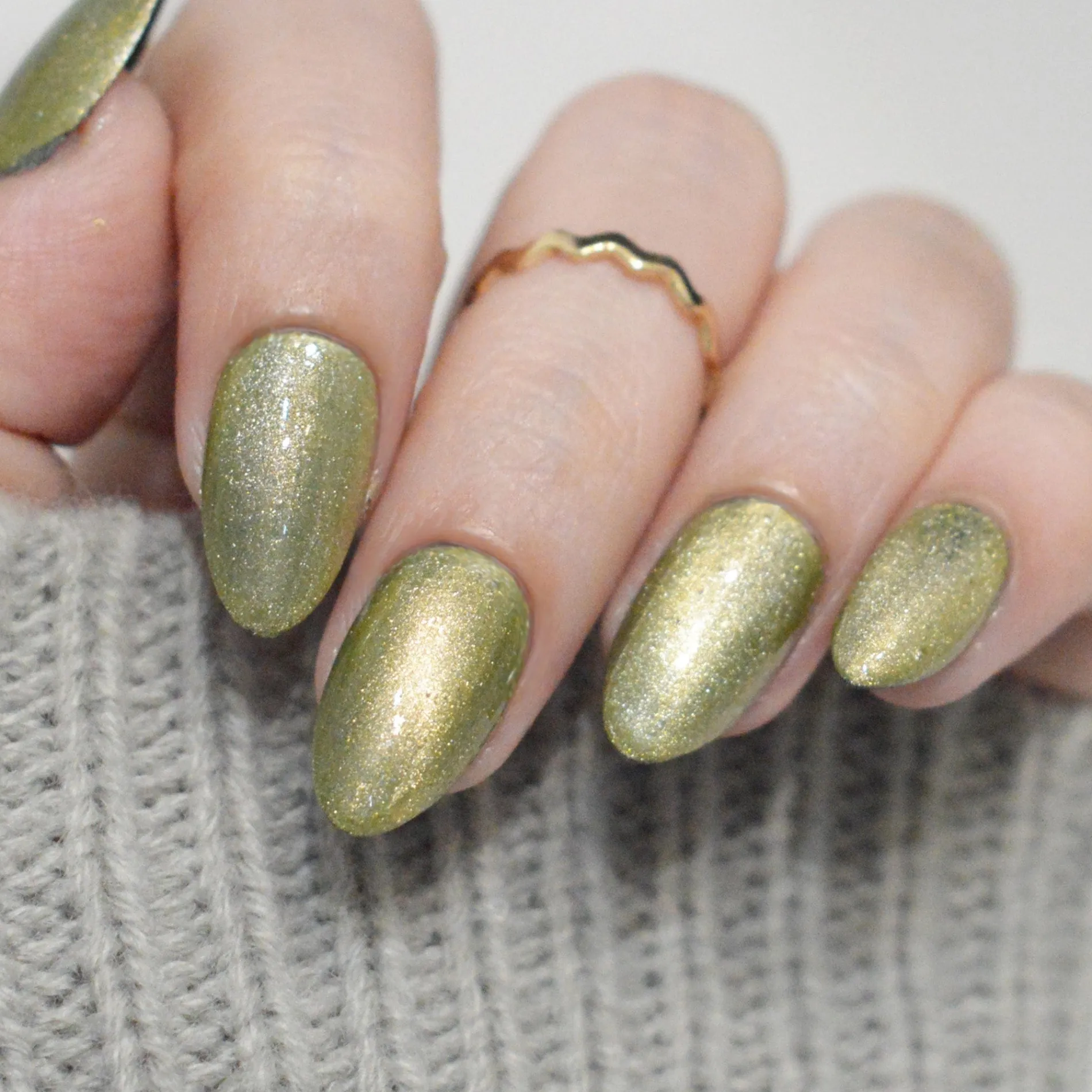 Mermaid Mirage: 3-Piece Magnetic Nail Polish Set
