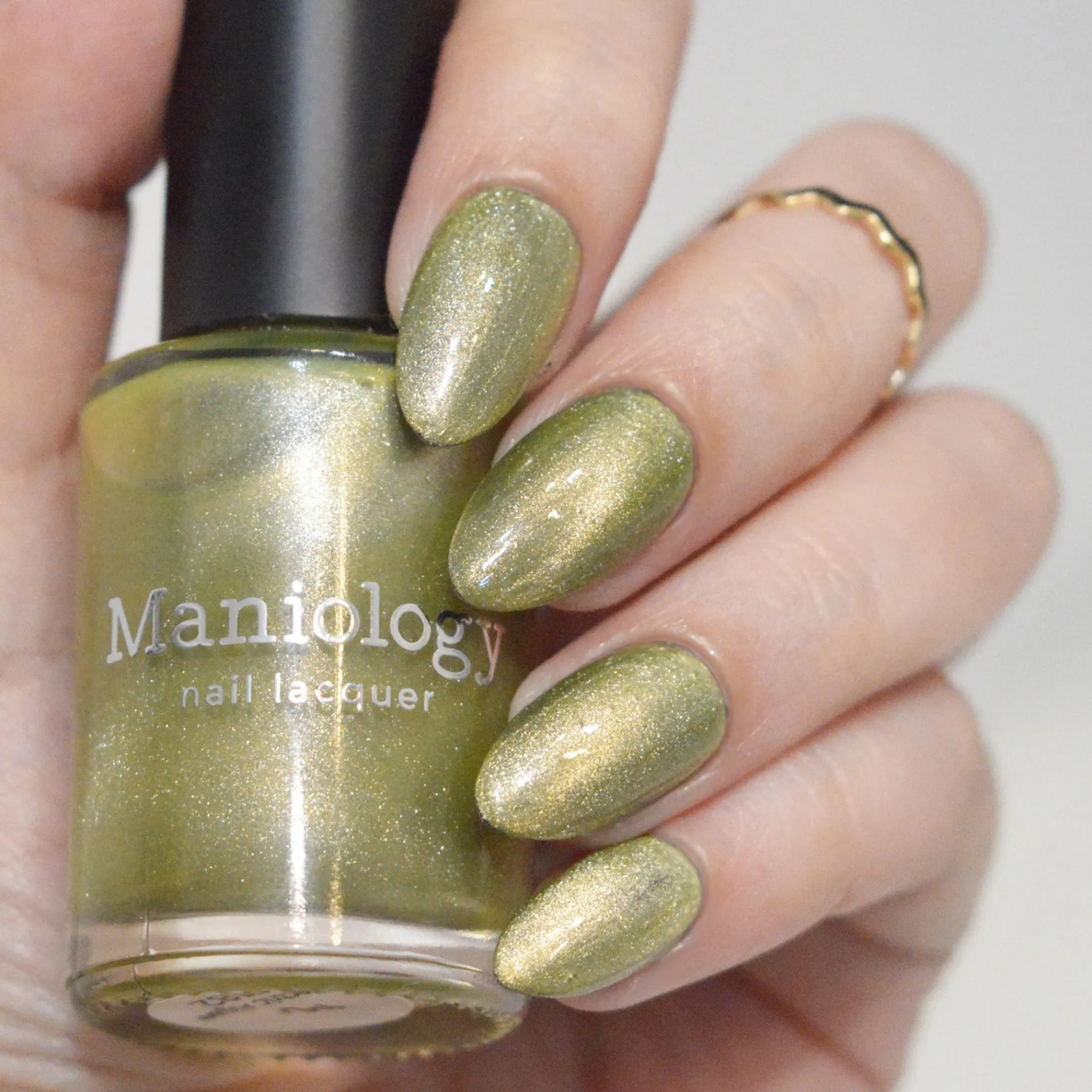 Mermaid Mirage: 3-Piece Magnetic Nail Polish Set