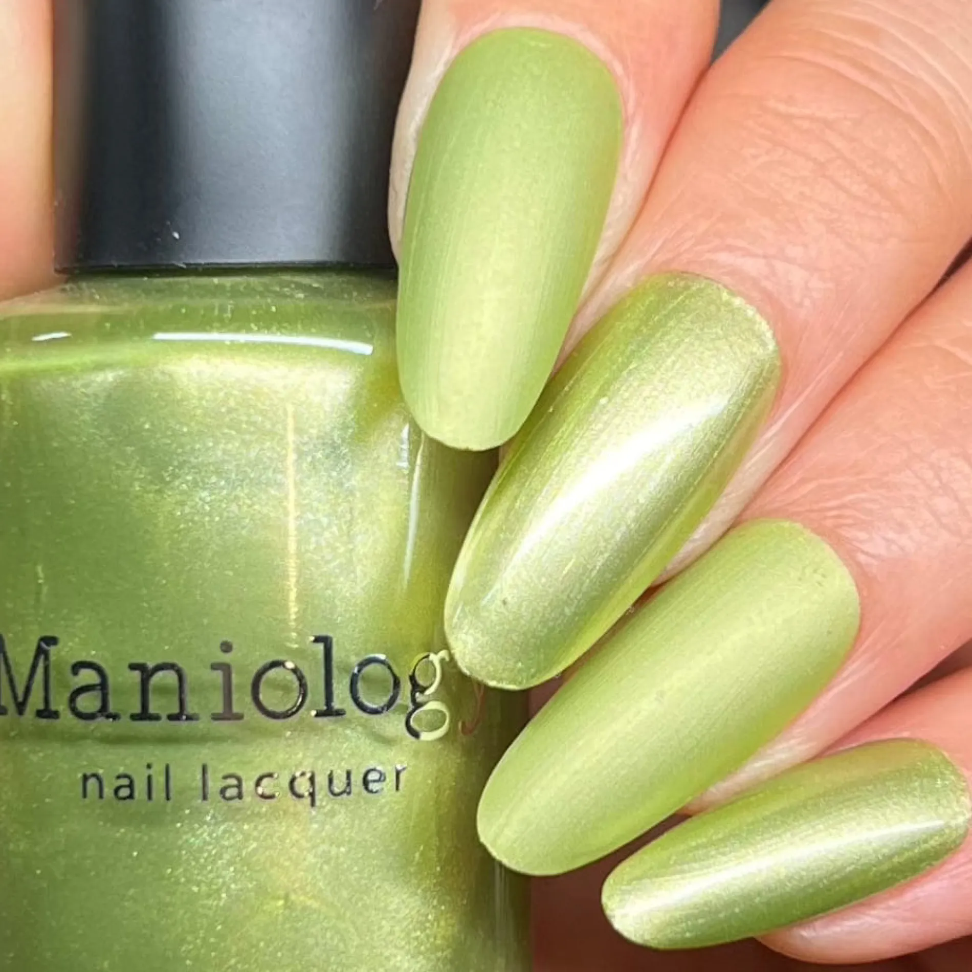 Satin Slumber: Velvet Eyemask (P180) - Green Smooth Metallic Nail Polish