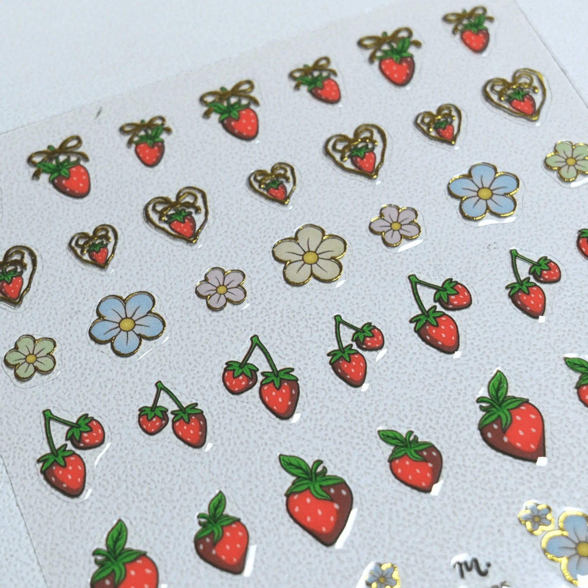 Strawberry Fields (MS-125) - Nail Art Sticker