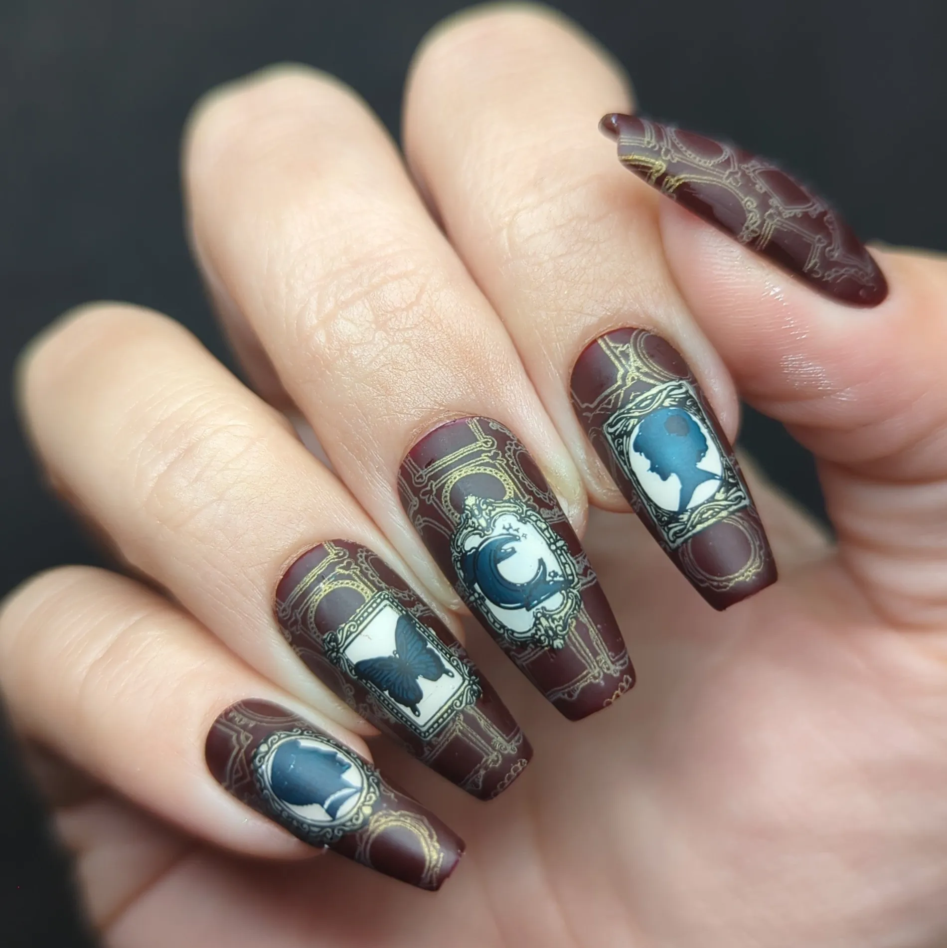 Tiny Exhibits (M628) - Nail Stamping Plate