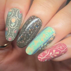 Wall Flowers (M580) - Nail Stamping Plate