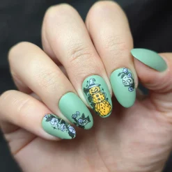 Withered Beauty: Cursed Vines (B559) - Green Pearl Cream Stamping Polish