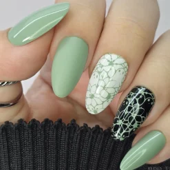 Withered Beauty: 3-Piece Pearl Cream Stamping Polish Set
